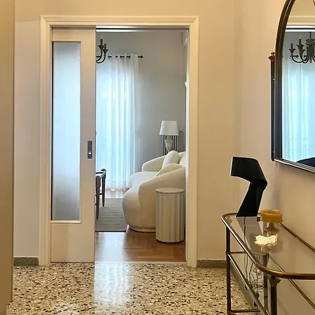 Apartment The T